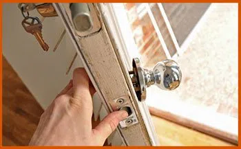 Northville MI Locksmith Store Northville, MI 248-733-4976 - 12-changing-locks